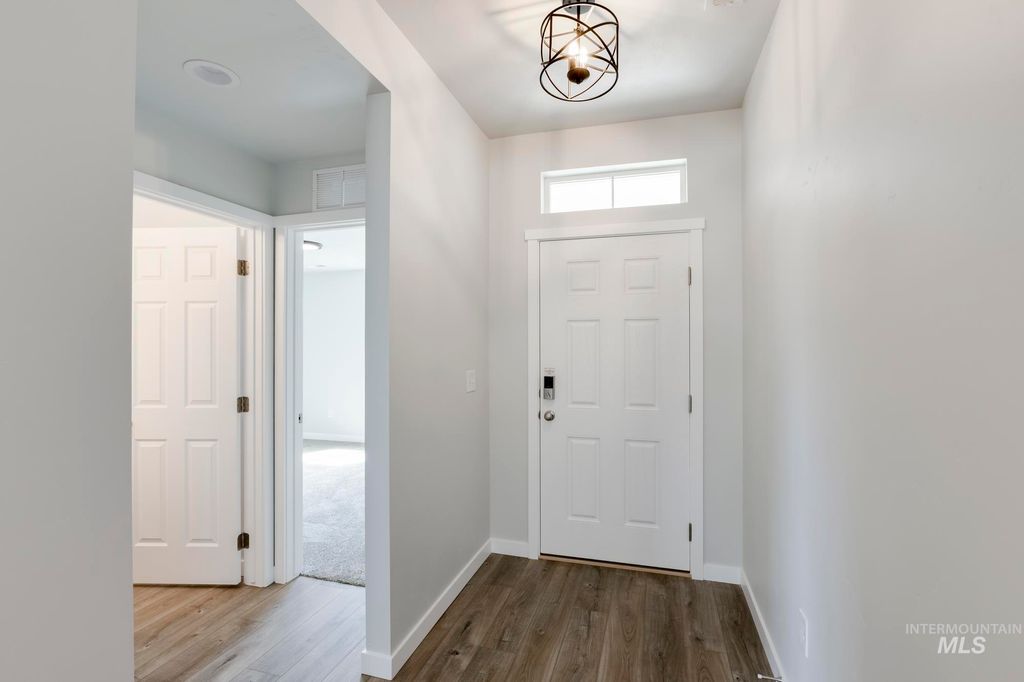 Photo of 15266 Queensbury Ave, Nampa, ID 83651 (MLS # 98981623)