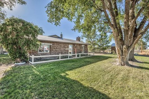 3961 John Day Hwy Vale OR 97918