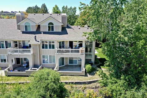Photo of 5110 S Surprise Way #202 Way, Boise, ID 83716 (MLS # 98985389)