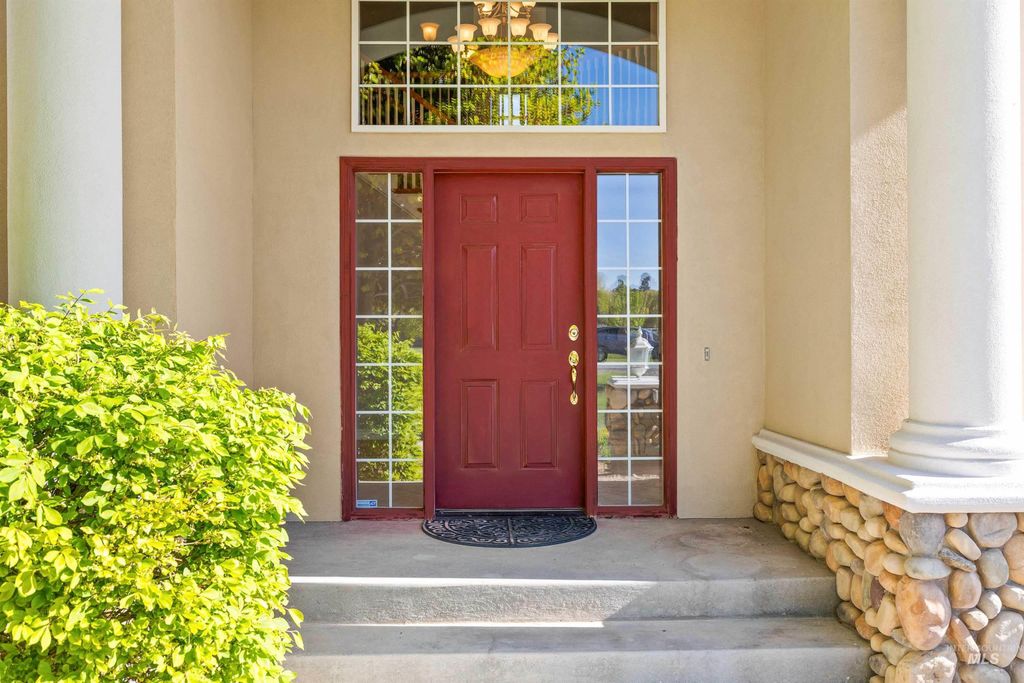 Photo of 2522 E 3719 N, Twin Falls, ID 83301 (MLS # 98986317)
