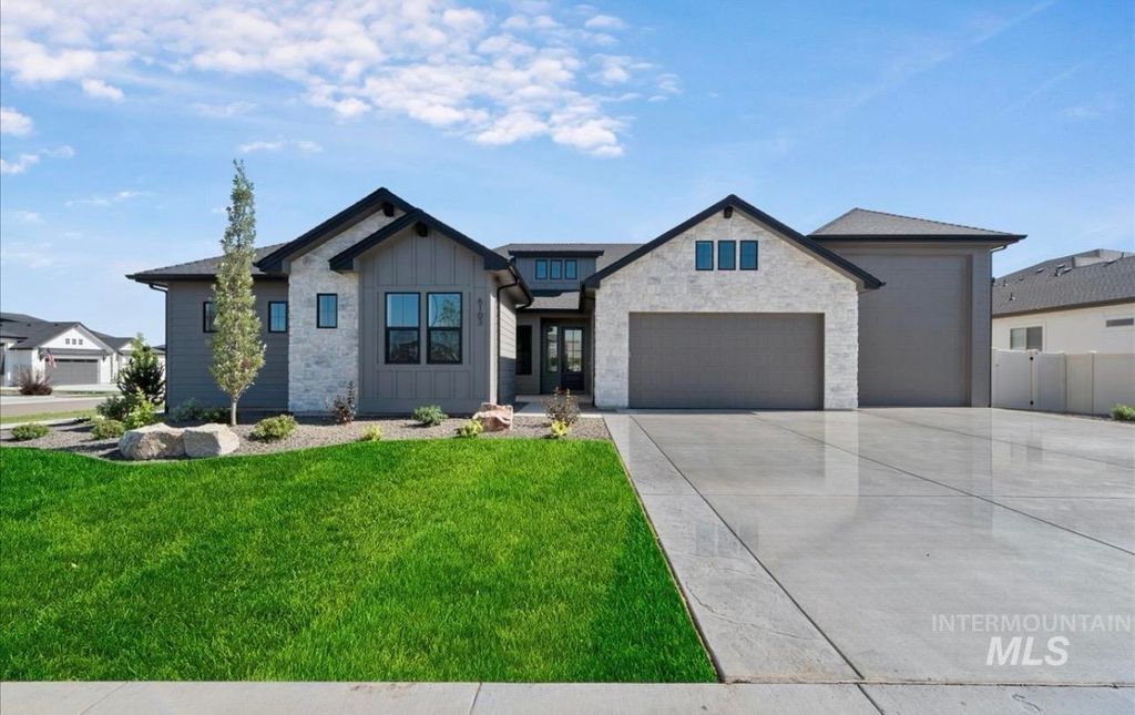 Photo of 2047 E Blakehurst St, Kuna, ID 83634 (MLS # 98973348)