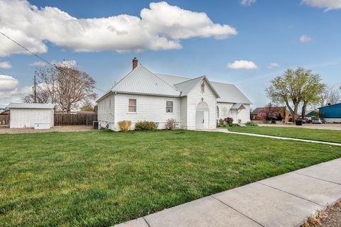 404 N 3rd St Nyssa OR 97913