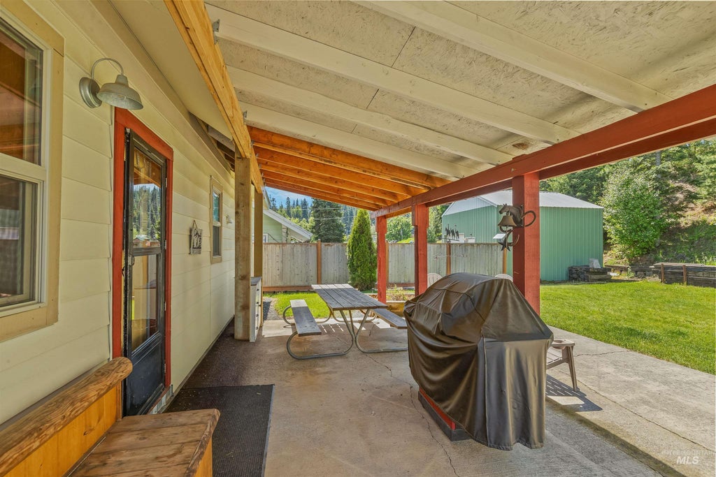 Photo of 210 S 2nd St, Elk River, ID 83827 (MLS # 98996520)