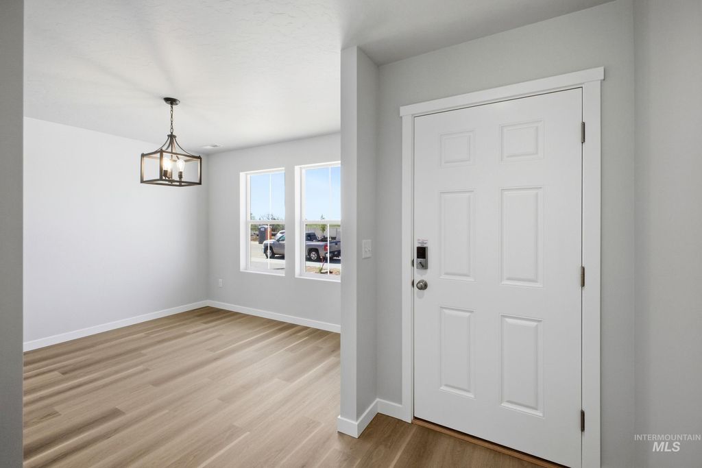 Photo of 2492 W Red Jasper Dr, Kuna, ID 83634 (MLS # 98989380)