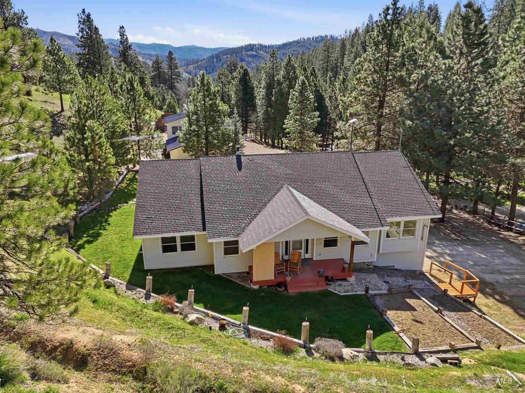 Photo of 95 Johnson Creek Rd, Boise, ID 83716 (MLS # 98981492)