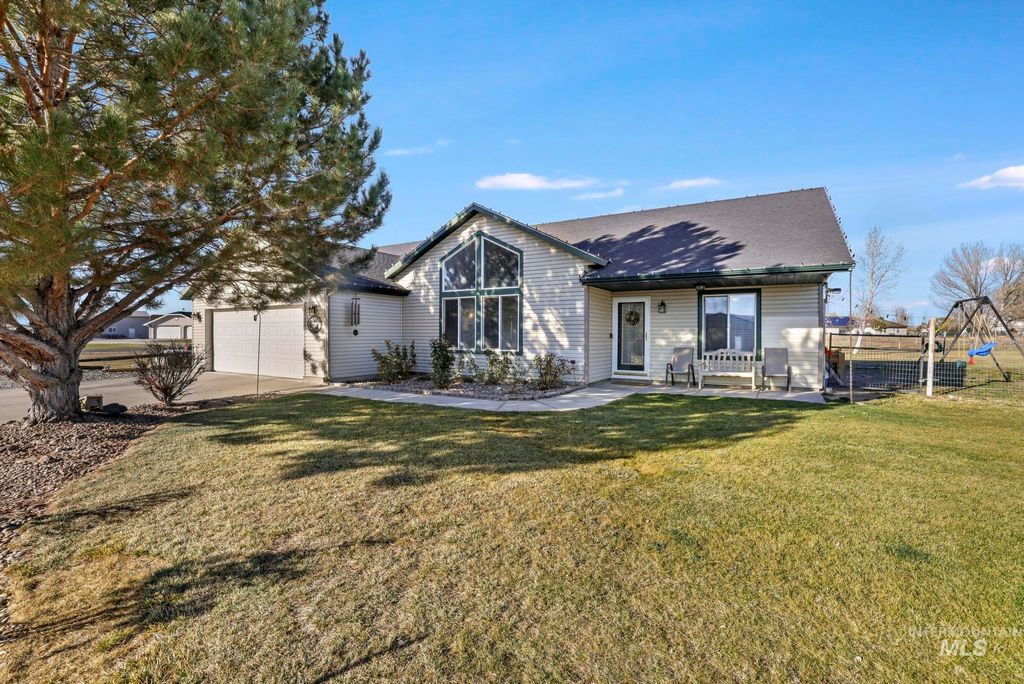 Photo of 3480 E 3180 N, Kimberly, ID 83341 (MLS # 98969674)