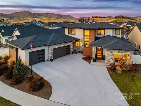 Photo of 8872 W Suttle Lake Dr, Boise, ID 83714 (MLS # 98980952)