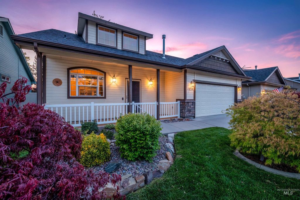 Photo of 1239 N Victor Way, Meridian, ID 83642 (MLS # 98983805)