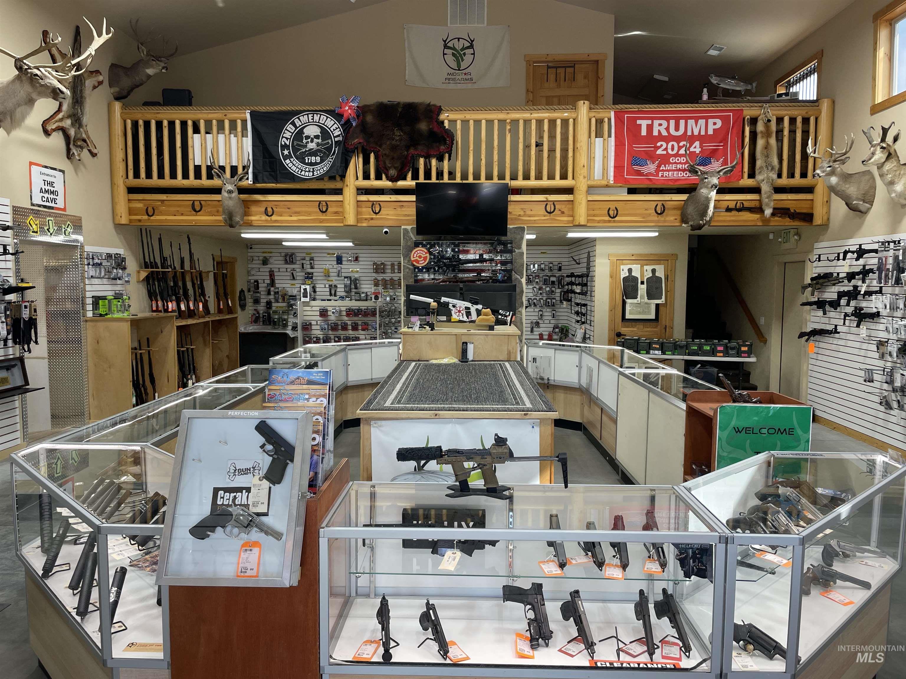 8390 Hwy 44