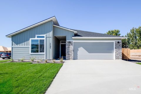 Photo of 1131 Woods Bog Ct, Middleton, ID 83644 (MLS # 98963169)