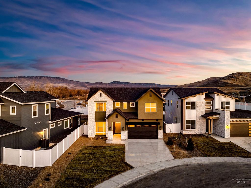 Photo of 13906 N Malheur Pl, Boise, ID 83714 (MLS # 98976647)