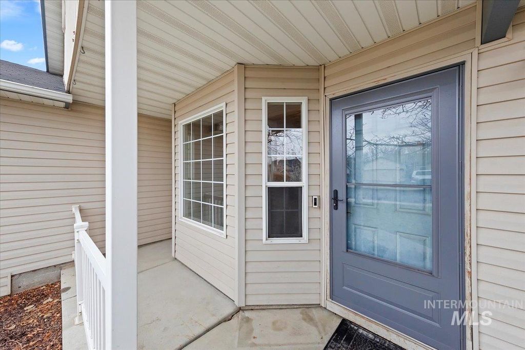 Photo of 5523 Ormsby Ave, Caldwell, ID 83607 (MLS # 98969895)