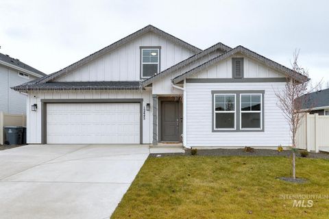 Photo of 12445 Shadow River St, Caldwell, ID 83607 (MLS # 98969504)
