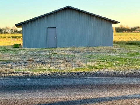 Photo of 987 E 2700 S, Hagerman, ID 83332 (MLS # 98966178)