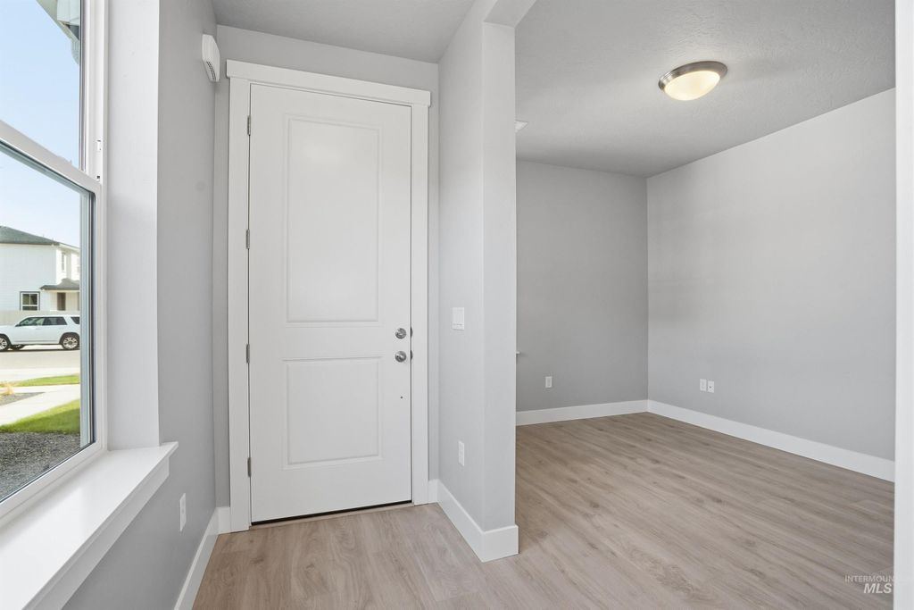 Photo of 6042 N Static Line Ave, Meridian, ID 83646 (MLS # 98976940)