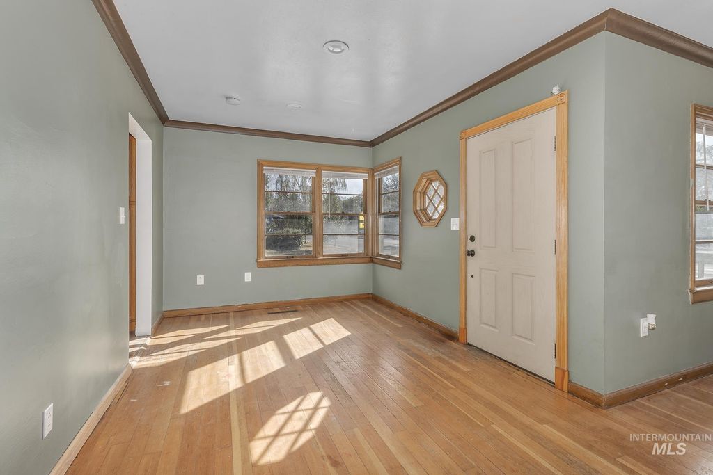 Photo of 604 N 6th Street, Payette, ID 83661 (MLS # 98961938)