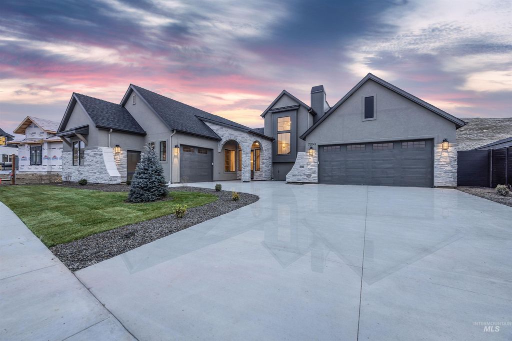 Photo of 7260 N Firhill Pl, Eagle, ID 83616 (MLS # 98974518)