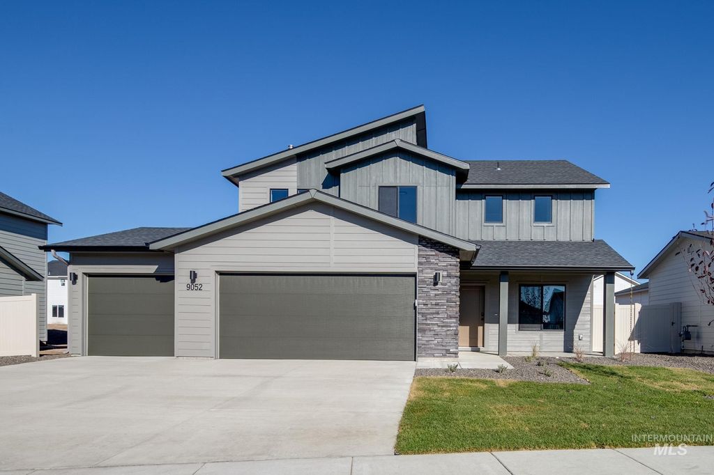 Photo of 18418 N Sweet William Ave, Nampa, ID 83687 (MLS # 98970339)