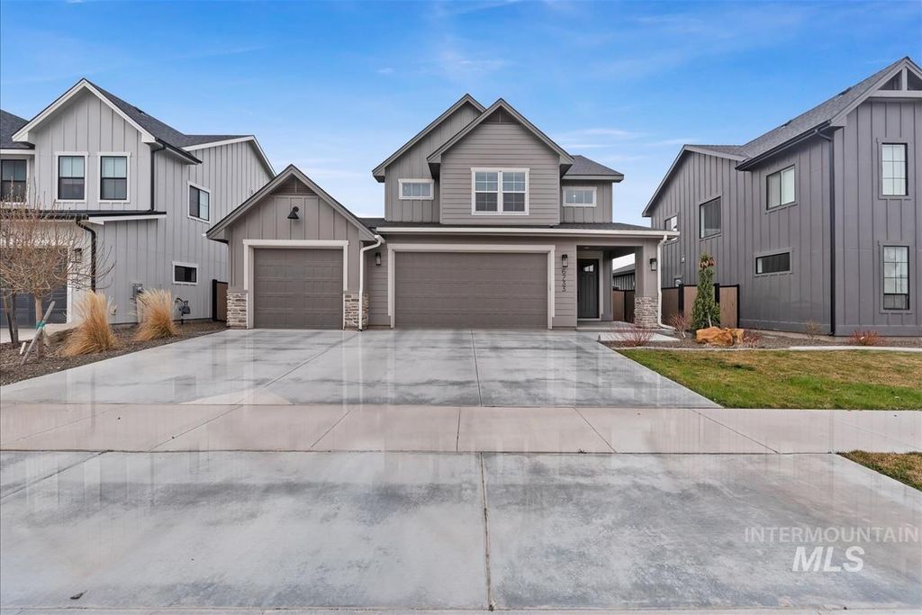 Photo of 6733 W Mattawa Dr, Meridian, ID 83646 (MLS # 98978416)