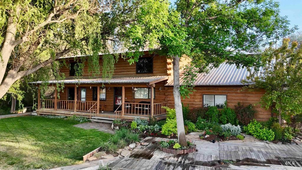 Photo of 62 Bell Rapids Rd, Hagerman, ID 83332 (MLS # 98985833)