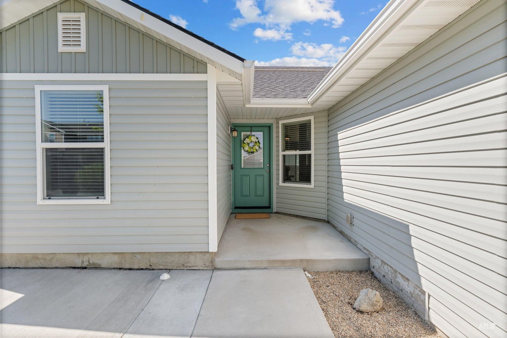 Photo of 12585 Trinidad St, Caldwell, ID 83607 (MLS # 98994165)