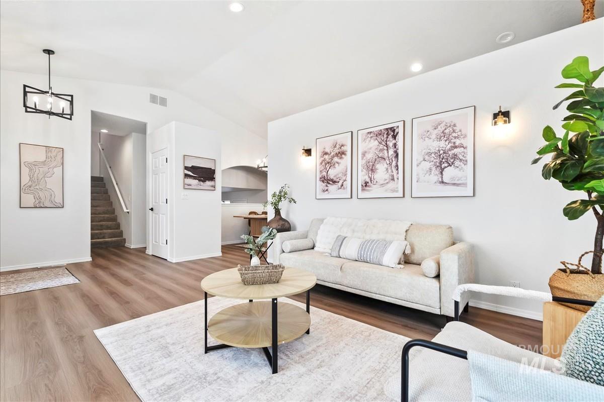 2700 N Showcase Pl.