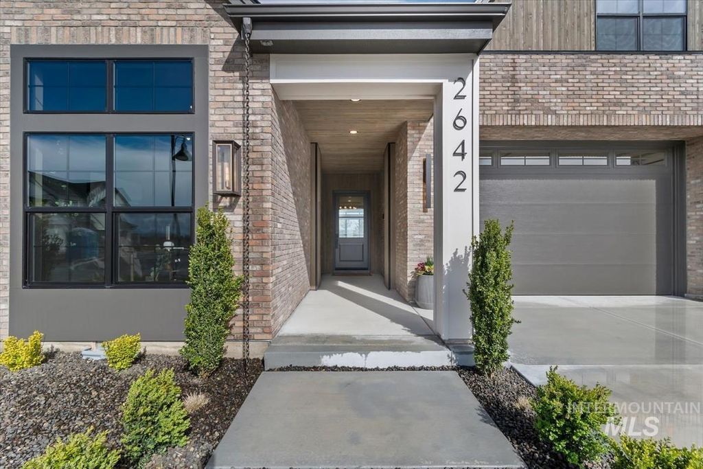 Photo of 2642 N Palaestra Ave, Eagle, ID 83616 (MLS # 98982678)