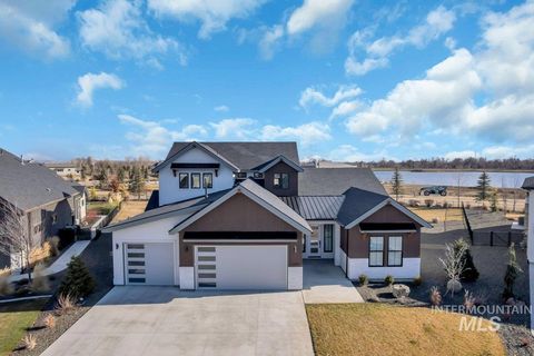Photo of 21460 Jackson Creek Ct, Star, ID 83669 (MLS # 98982331)