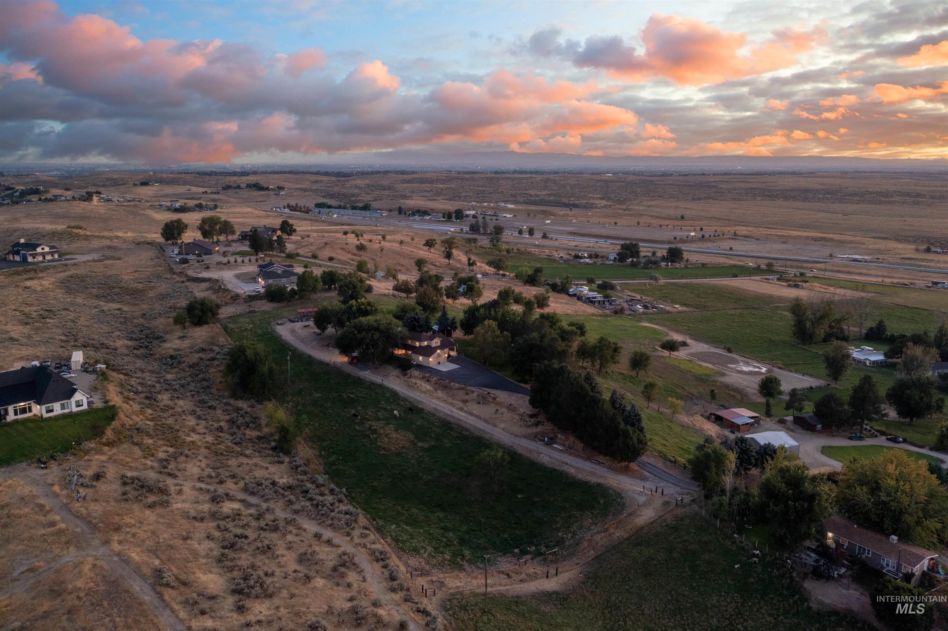 8877 W Edgeview Ln, Eagle, Idaho image 46