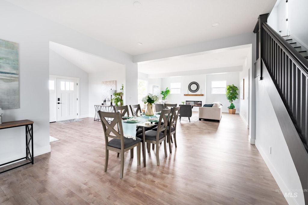 Photo of 3020 W Sales Yard Rd, Emmett, ID 83617 (MLS # 98967189)