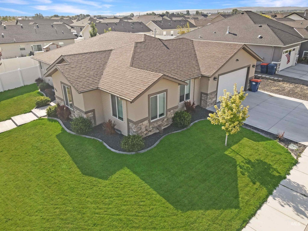 Photo of 396 Sierra Rd, Twin Falls, ID 83301 (MLS # 99000559)