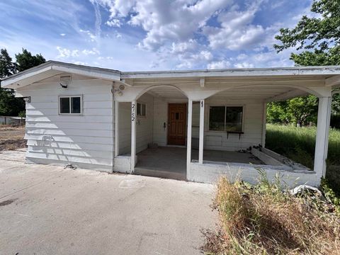 Photo of 2152 Artesian Rd, Eagle, ID 83616 (MLS # 98988027)