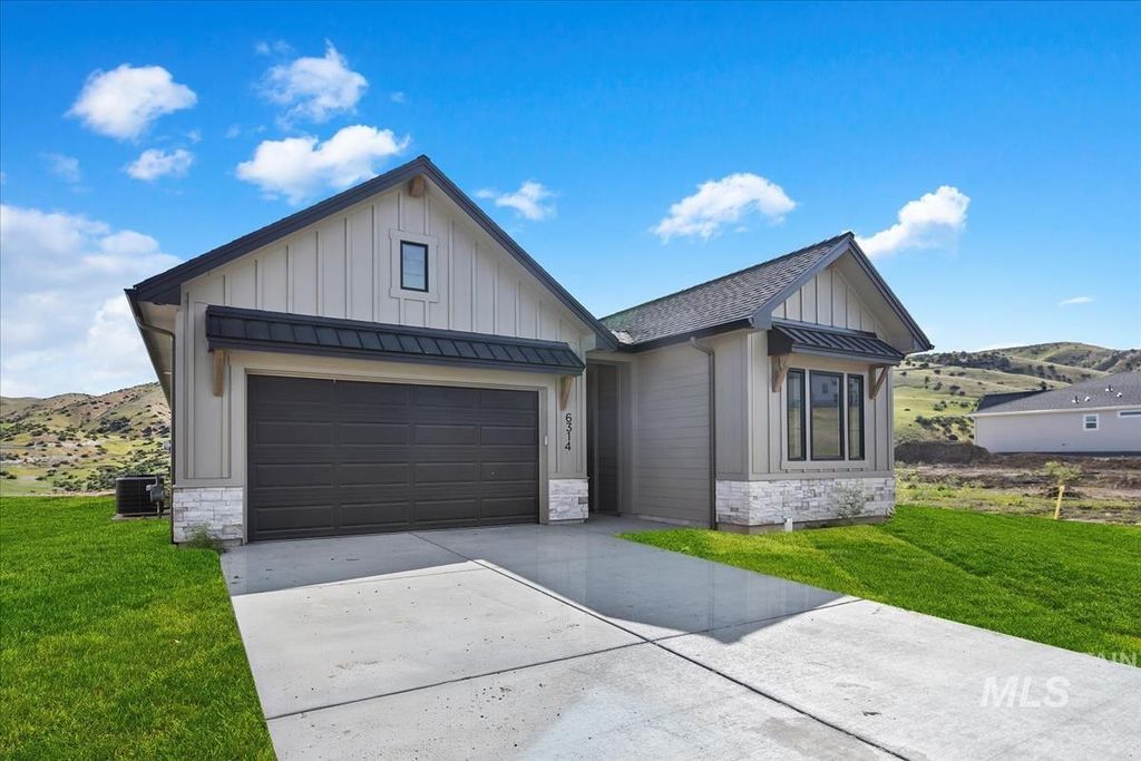 Photo of 6540 E Lucy Drive, Eagle, ID 83629 (MLS # 98978737)