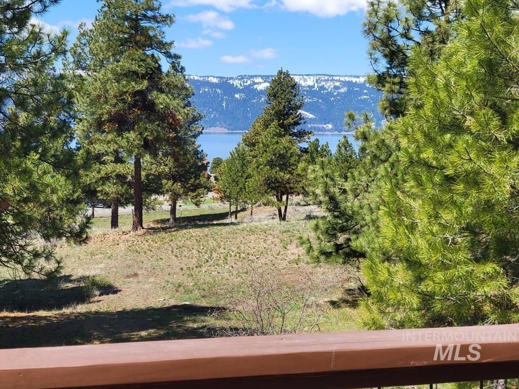 Photo of 32 Mountain Air Drive, Cascade, ID 83611 (MLS # 98977601)