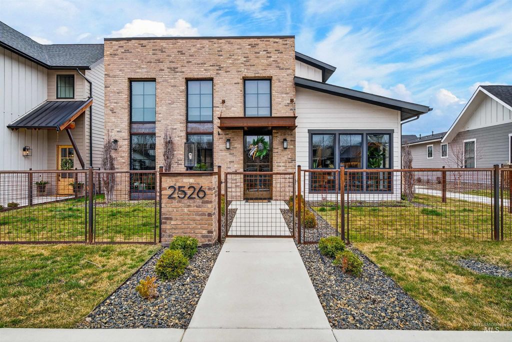 Photo of 2526 W Rustic Forge St, Eagle, ID 83616 (MLS # 98977671)