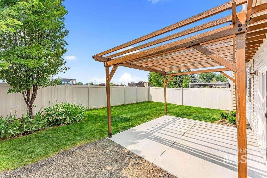 Photo of 2193 S Hills Ave, Meridian, ID 83642 (MLS # 98995810)