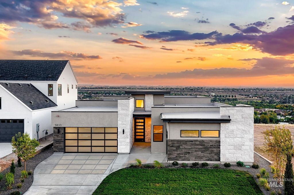 Photo of 5833 E Prominence Dr, Boise, ID 83716 (MLS # 98963408)
