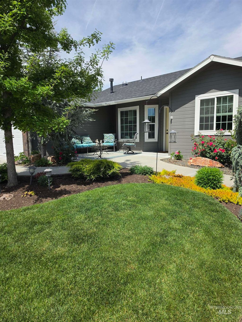 Photo of 1418 E Sothesby Street, Meridian, ID 83642 (MLS # 98985653)