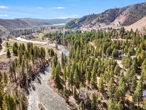 692 E Riverview Cir Pine ID 83647