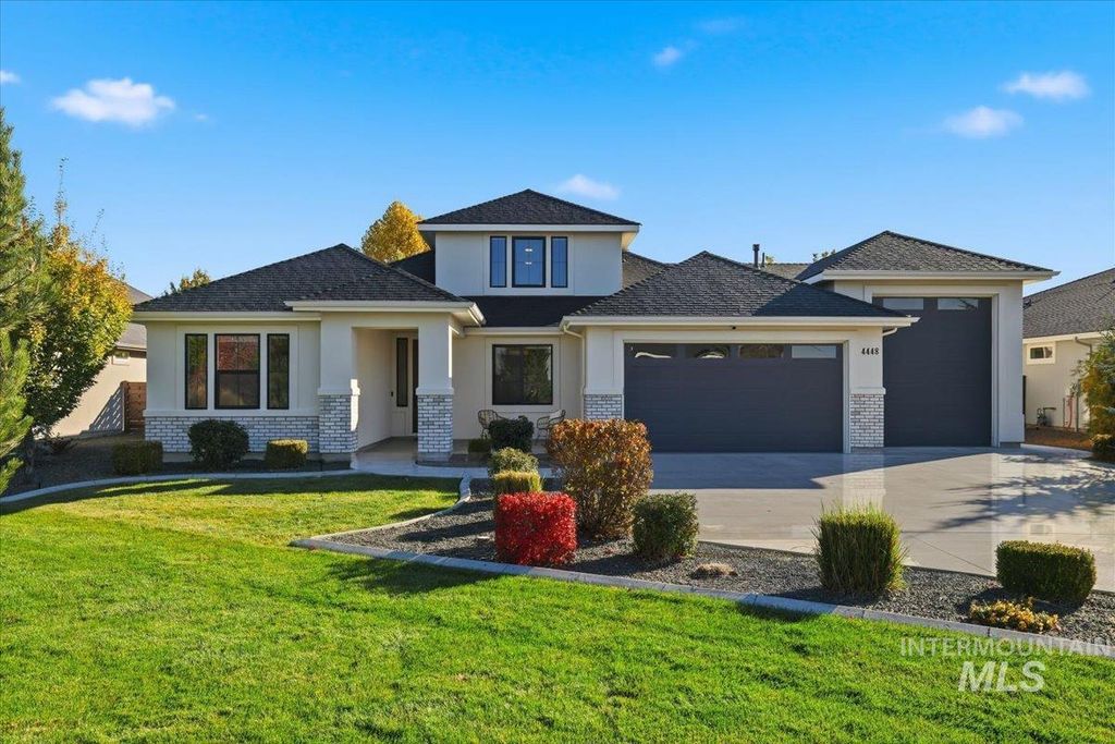 Photo of 4448 W Star Hollow Ct, Meridian, ID 83646 (MLS # 98966564)