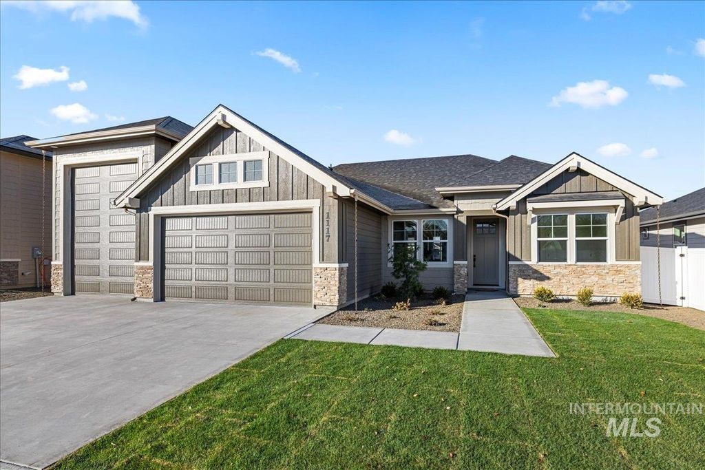 Photo of 1117 Whitewater Way, Emmett, ID 83617 (MLS # 98966215)