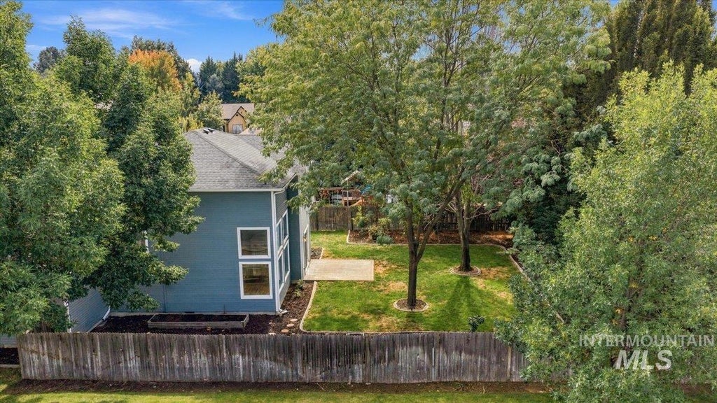 Photo of 2127 S Whisper Cove, Boise, ID 83709 (MLS # 99000853)