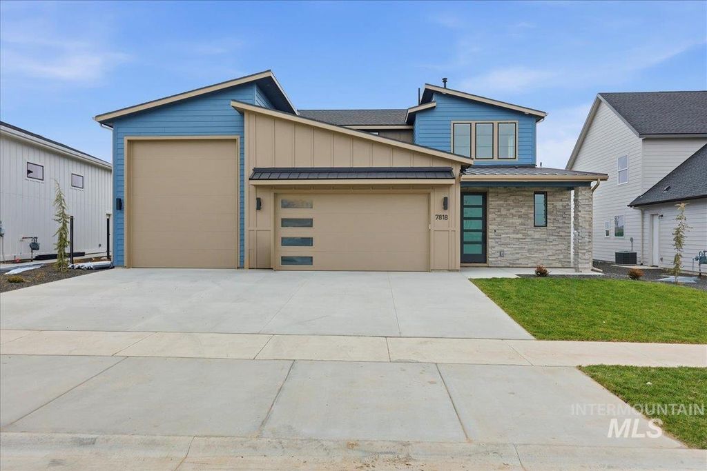 Photo of 7818 Flathead Lake St, Eagle, ID 83616 (MLS # 98972142)