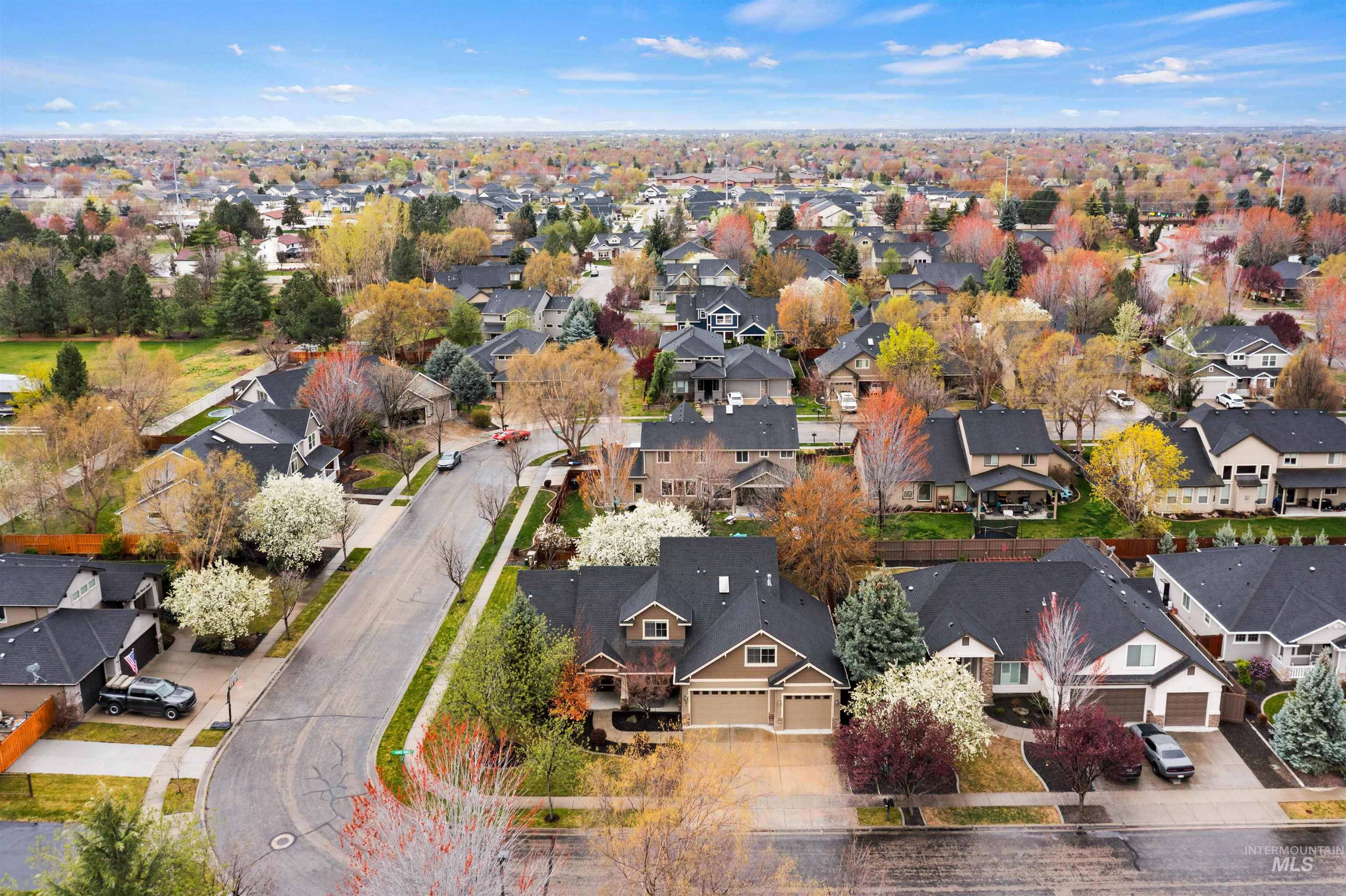 891 E Silver Torch St