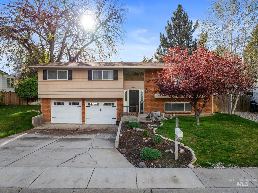 Photo of 4715 N Sorrento Dr, Boise, ID 83704 (MLS # 98980729)