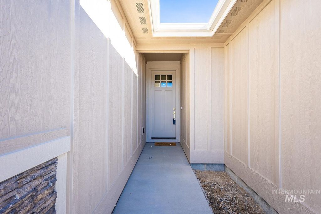 Photo of 1692 Sandbar Rd, Emmett, ID 83617 (MLS # 98976240)