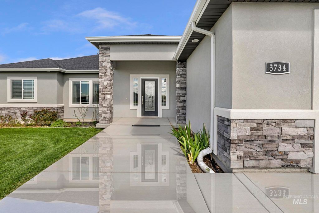 Photo of 3734 2469 E, Twin Falls, ID 83301 (MLS # 98982796)