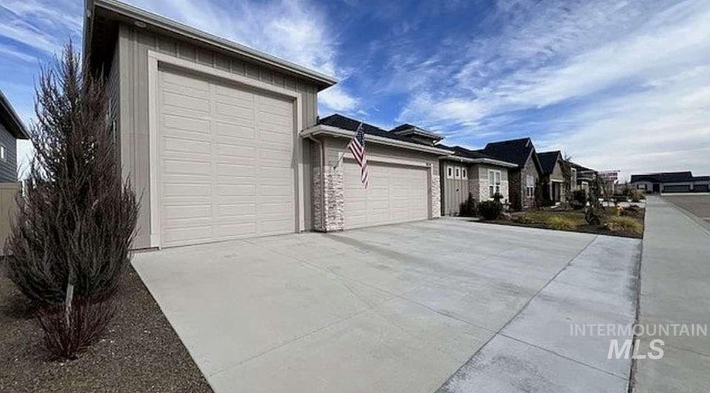 Photo of 8834 E Snow Drop St, Nampa, ID 83687 (MLS # 98980705)
