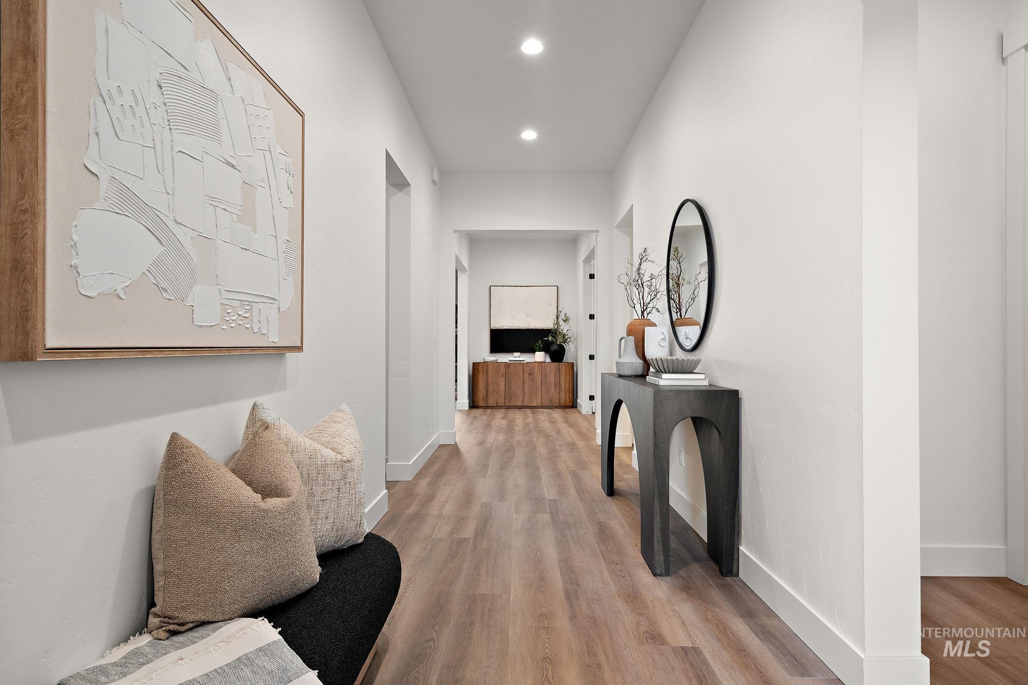 2349 N Mountain Vista Ave