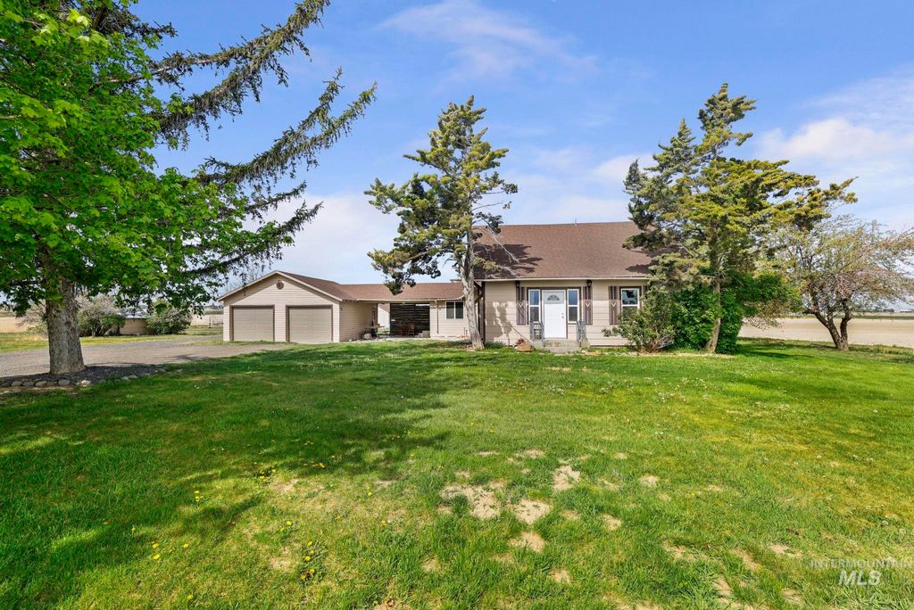 Photo of 3567 N 3100 E, Twin Falls, ID 83301 (MLS # 98984247)